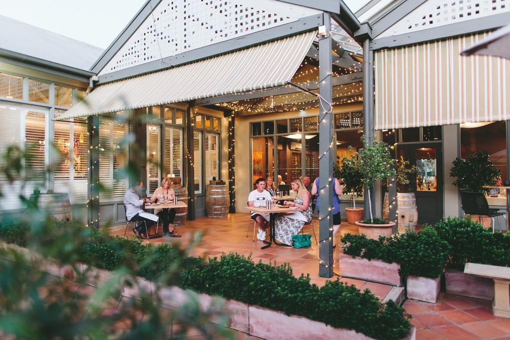 Tuileries At De Bortoli Rutherglen Exterior photo